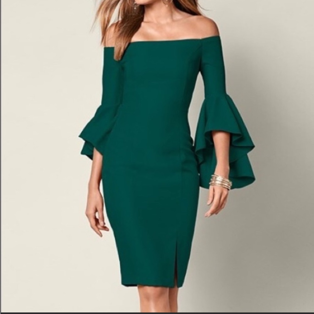 VENUS Green Off the Shoulder Bell Sleeve Dress